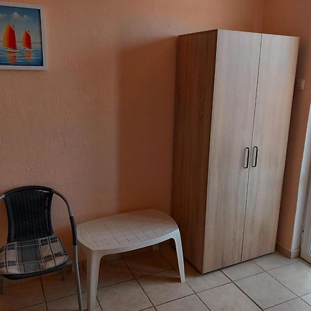 Hotel Къща За Гости Семейство Маврови Rezowo Zewnętrze zdjęcie