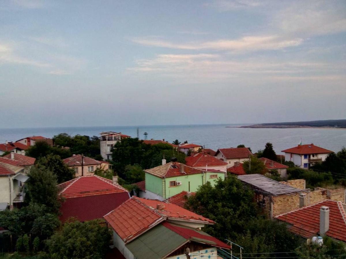Hotel Къща За Гости Семейство Маврови Rezowo Zewnętrze zdjęcie